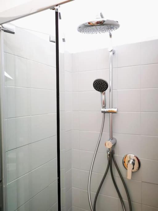 Sunny Flat 50 Meters From The Metro Apartment Milano Ngoại thất bức ảnh